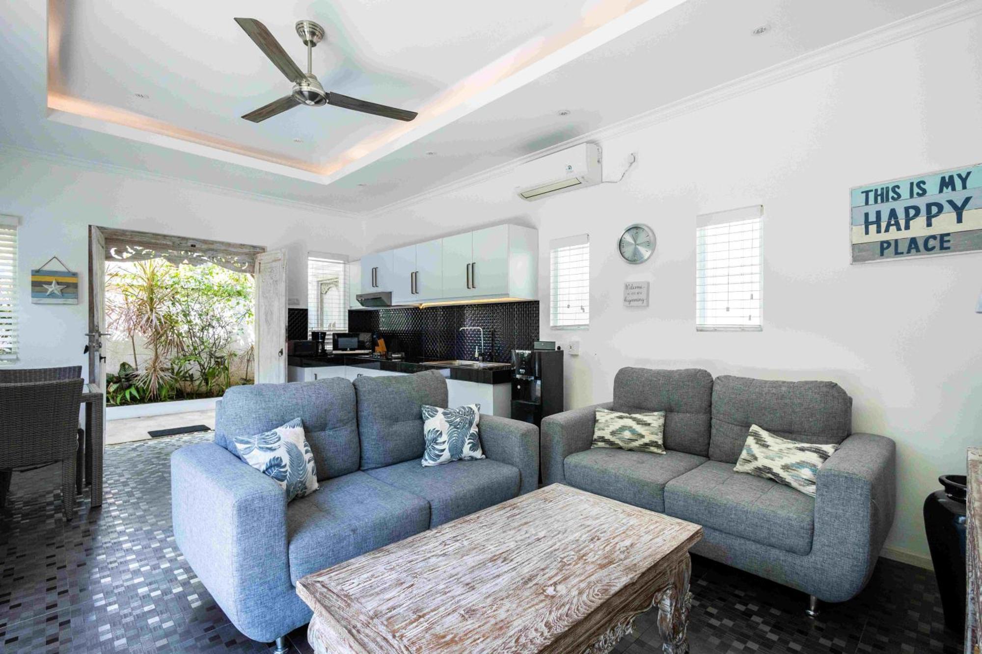 Charming, Villa Sofie - Central Sanur With Refreshing Pool Exterior photo